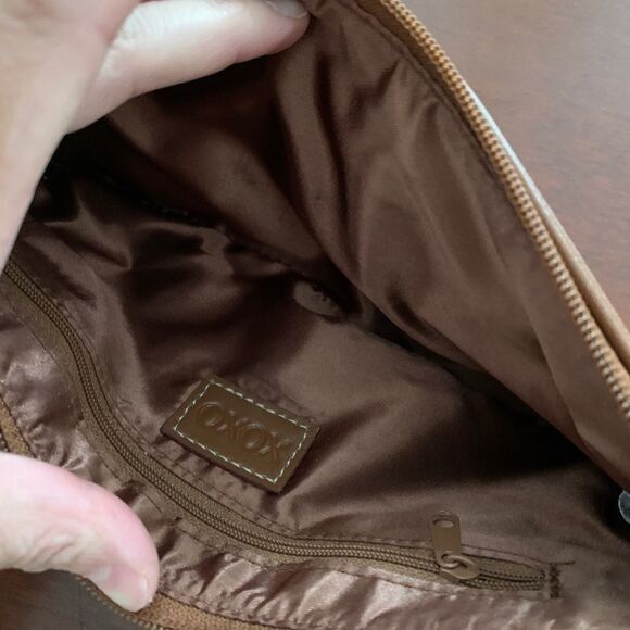 XOXO clutch - Picture 3 of 11